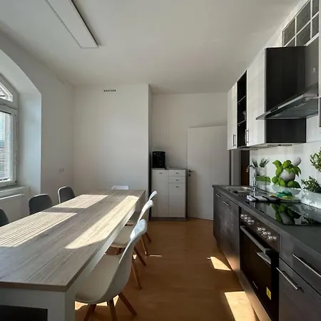 Apartament In 2 Rebuli For 4 People