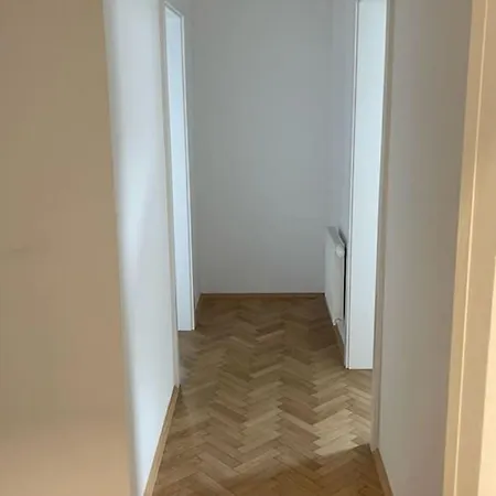 Apartament In 2 Rebuli For 4 People Leitendorf