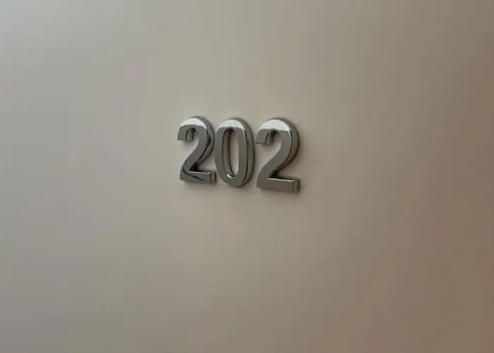 In 2 Rebuli For 4 People Leitendorf