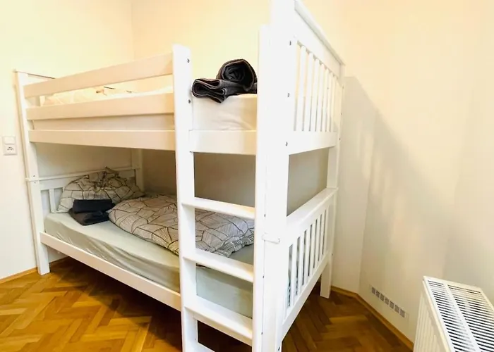 Apartament In 2 Rebuli For 4 People Leitendorf